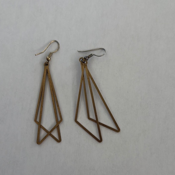Geometric Gold tone Earrings with fishhook post - Picture 1 of 4